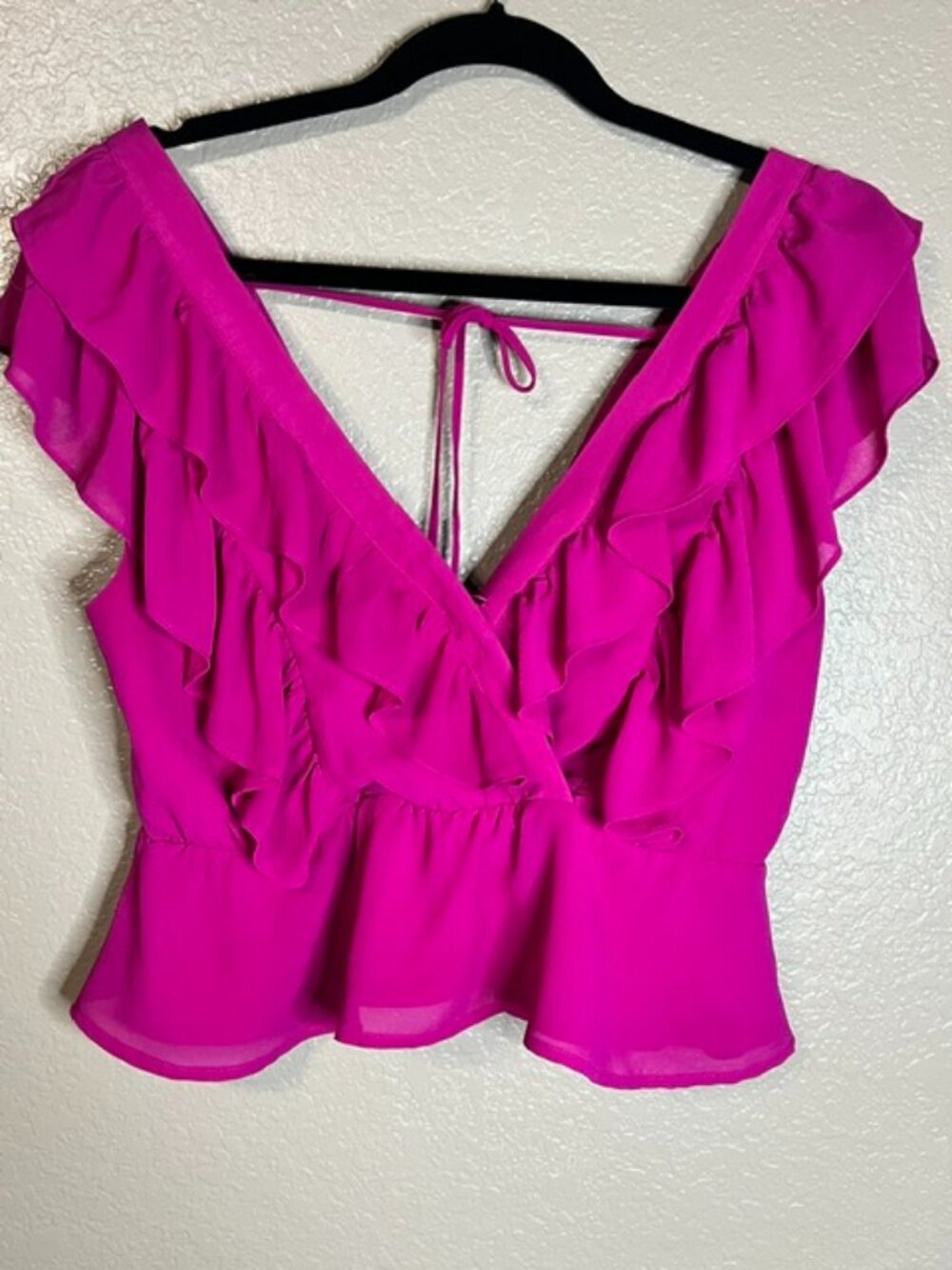 WAYF Fuchsia Ruffle V-Neck Peplum Blouse Size S
